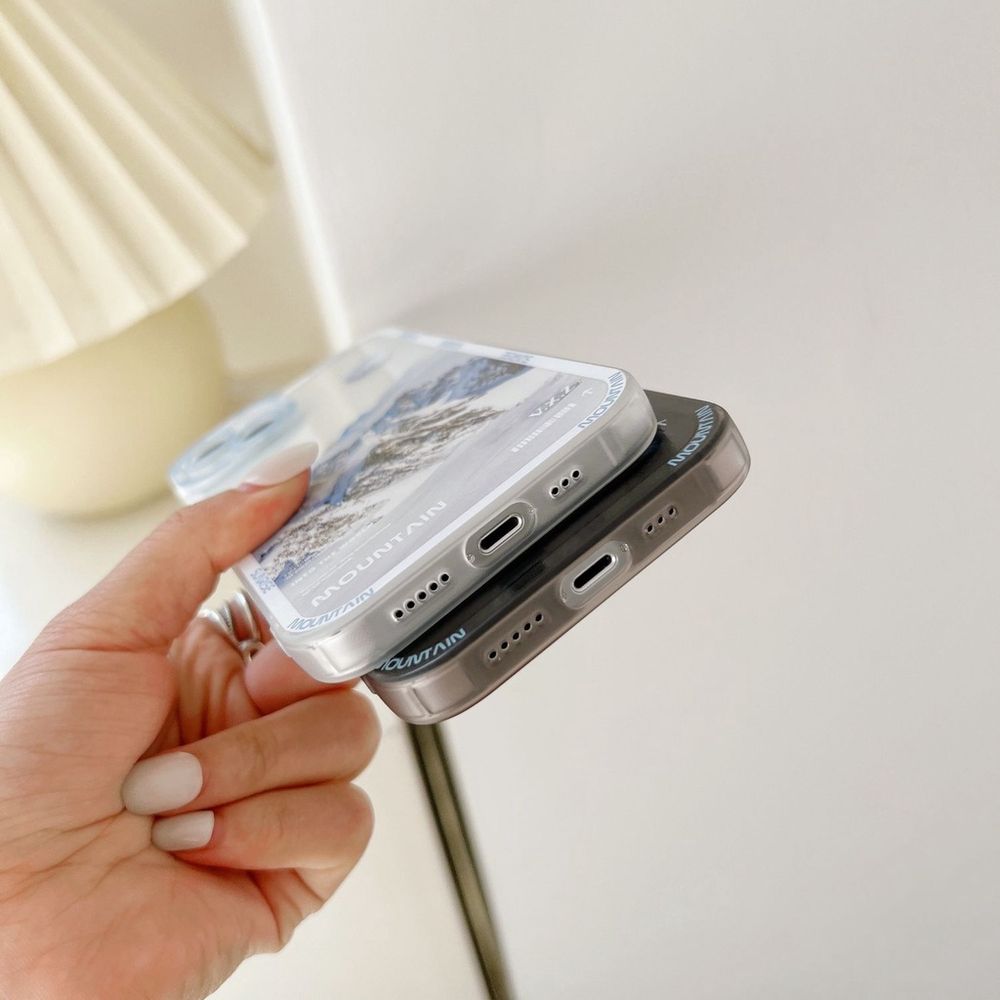 Чехол для iPhone 15 Pro Max Snowy Mountains с защитой камеры Прозрачно-белый