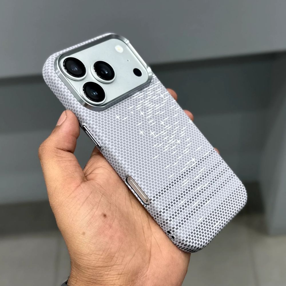 Чехол Luxo Free Air Carbon для iPhone 18 Pro с Magsafe №31