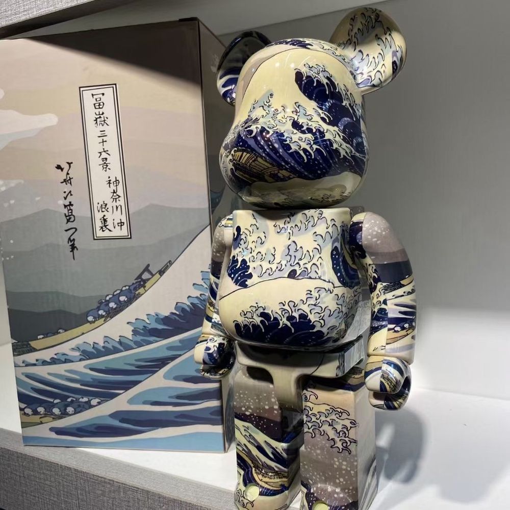 Фігурка Bearbrick Kanagawa Surf "Велика хвиля в Канагаві" 400%, 28 см
