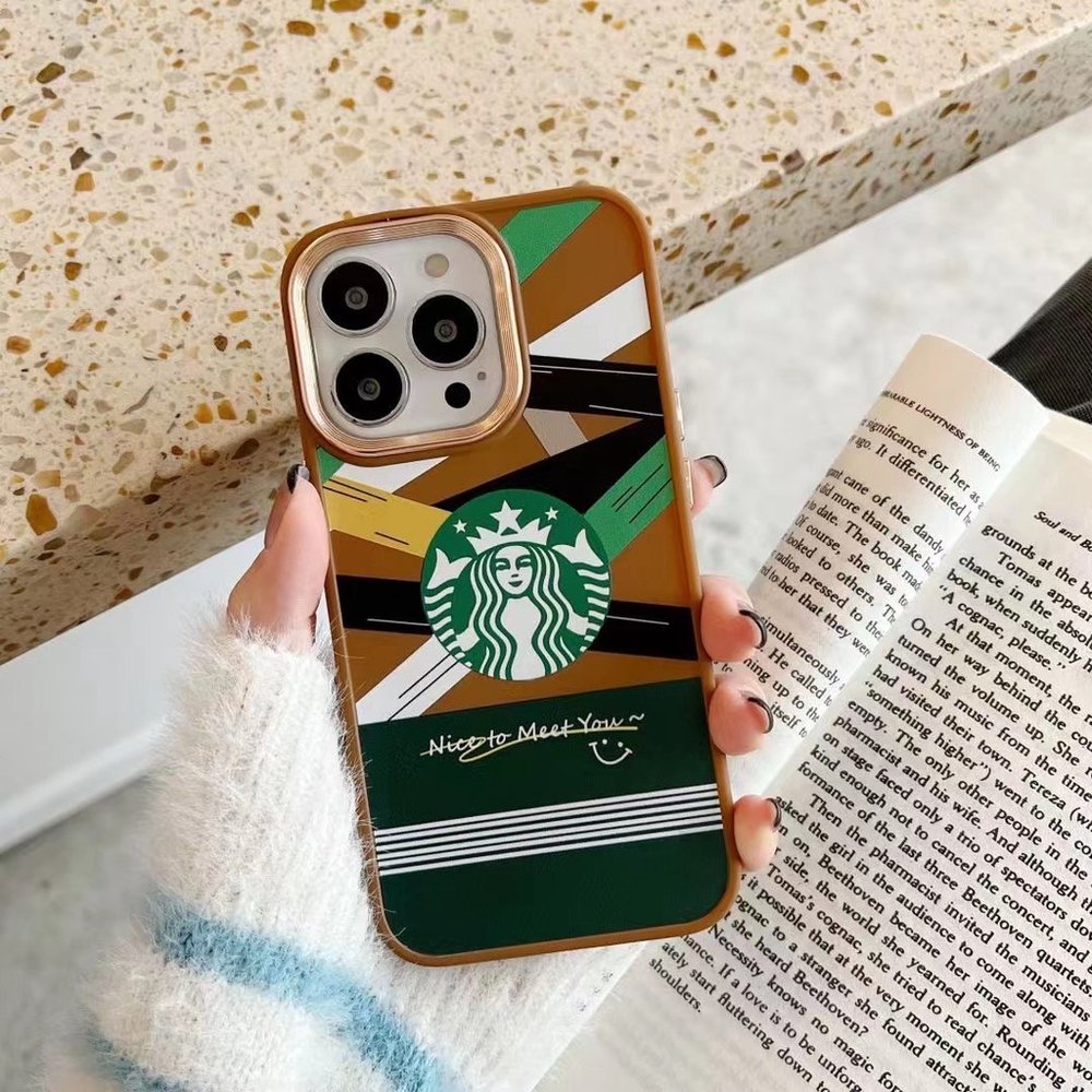 Чехол для iPhone 12 Pro Starbucks с защитой камеры Карамельный