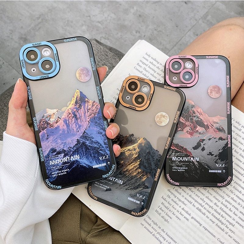 Чехол для iPhone 14 Snowy Mountains с защитой камеры Прозрачно-розовый