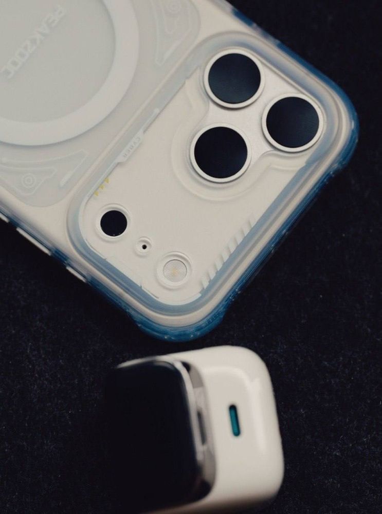 Чехол для iPhone 18 Pro Max Peakzooc Neuron Series MagSafe White