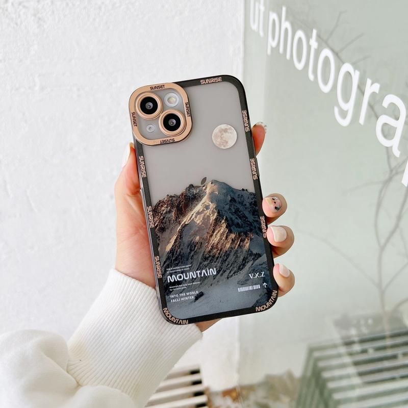 Чехол для iPhone 13 Pro Max Snowy Mountains с защитой камеры Прозрачно-коричневый
