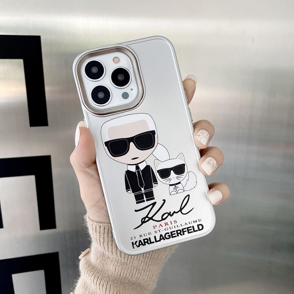 Чехол для iPhone 12 Pro Karl Lagerfeld and cat с защитой камеры Белый