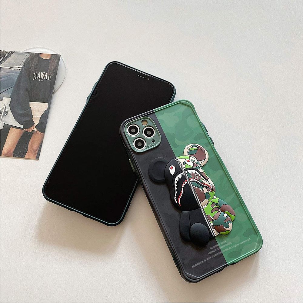 Чохол для iPhone X/XS 3D Bearbrick Камуфляж Чорно-Зелений