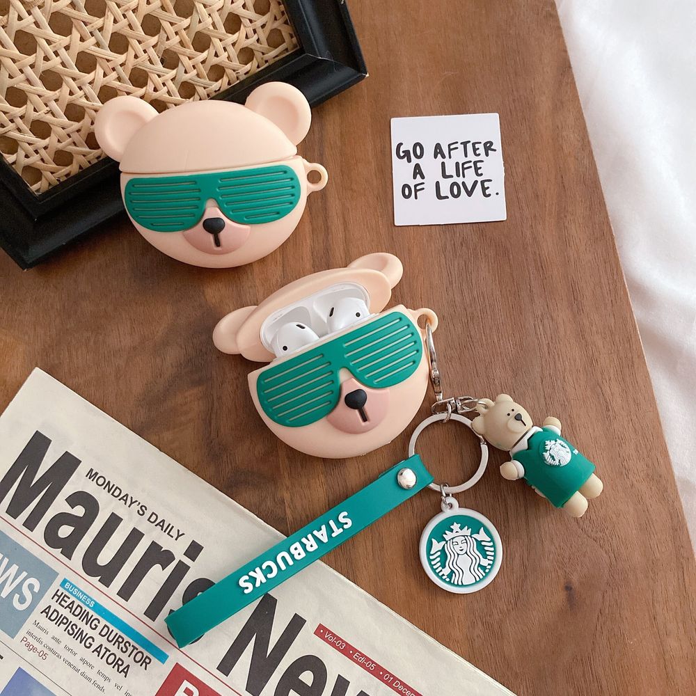 3D Чохол для Apple Airpods 1/2 Ведмежатко Starbucks в зелених окулярах + брелок