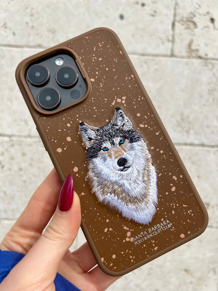 Чехол для iPhone 15 Pro Max Savanna Wolf Santa Barbara Polo Кожаный с вышивкой