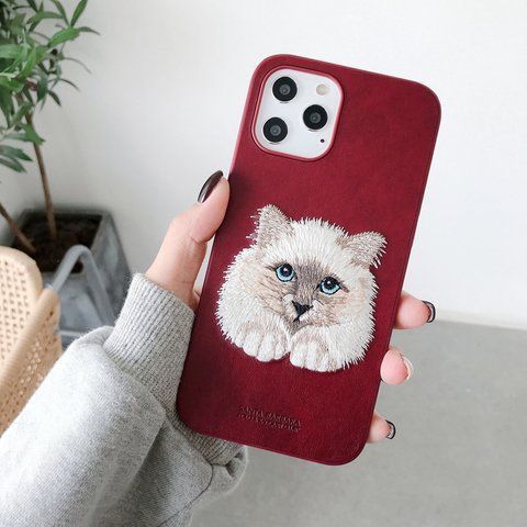 Чехол Santa Barbara Polo Savanna с вышивкой "Кот" для iPhone 11 из кожи