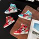 Силиконовый 3D чехол "Кроссовок Nike" для Apple Airpods 1/2 бело-красного цвета