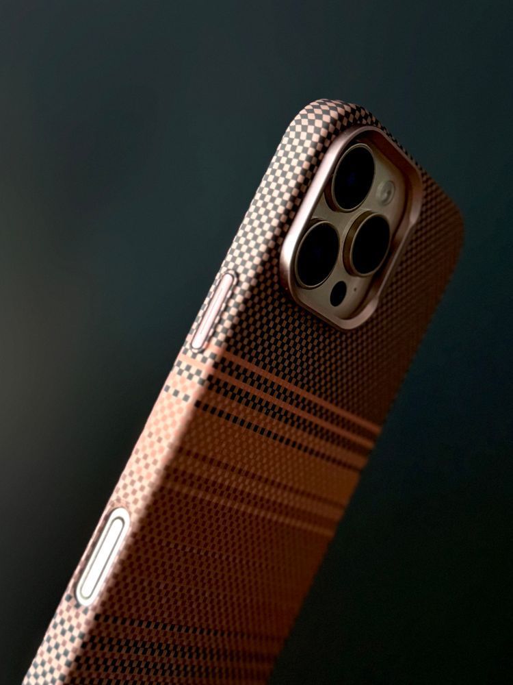 Чехол Luxo Free Air Carbon для iPhone 15 Pro Max с Magsafe №5