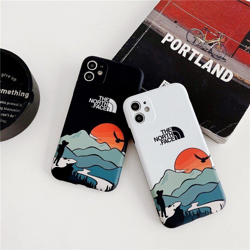 Чехол The North Face "Закат" для iPhone 13 черного цвета
