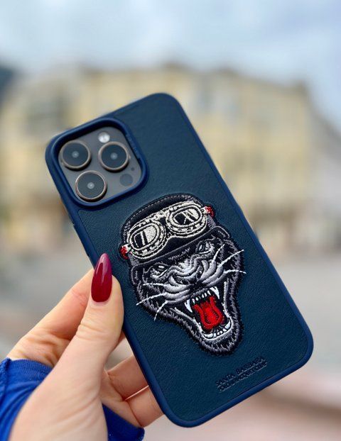 Чехол для iPhone 15 Яростный тигр Patti Santa Barbara Polo Синий