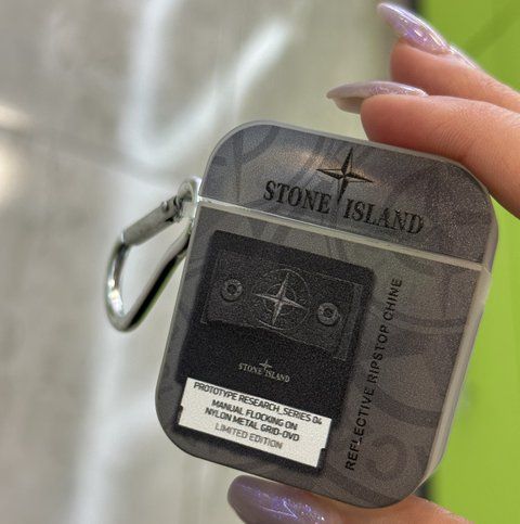 Чехол для Apple Airpods 1/2 Stone Island с патч-нашивкой Стоников Черный