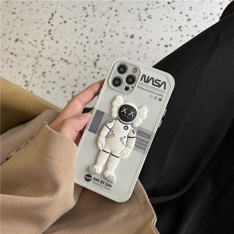 Чохол для iPhone X/XS 3D Kaws NASA Астронавт Білий