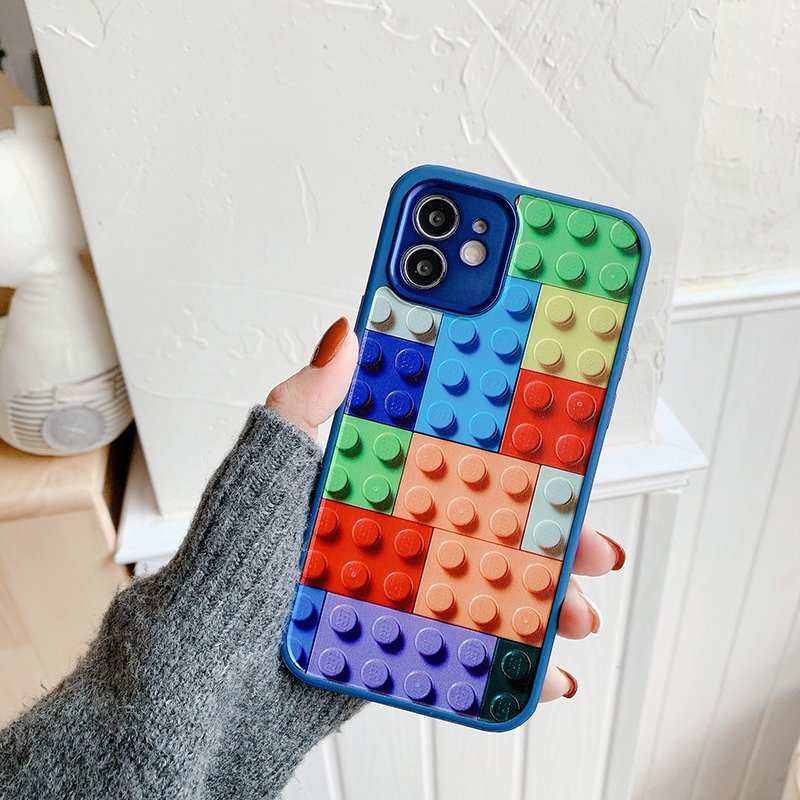 Чехол Разноцветное Лего для iPhone 12 с защитой камеры