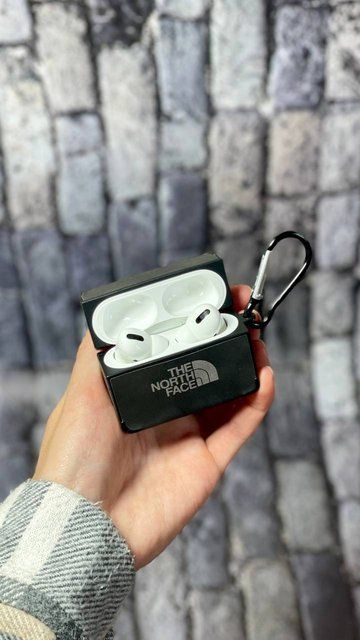 Кожаный чехол для Apple Airpods Pro The North Face с защитой на бортиках Черный