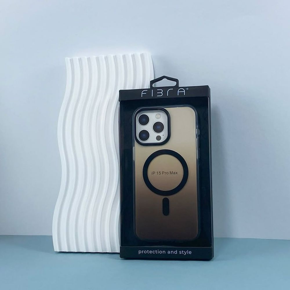 Чехол FIBRA Shock-Proof case with MagSafe для iPhone 15 Pro Black