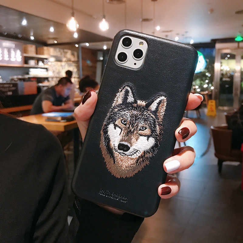 Чехол Santa Barbara Polo с вышивкой "Волк" для iPhone 12 Pro Max из кожи