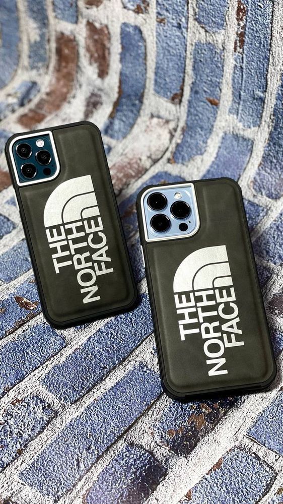 Кожаный чехол для iPhone 13 Pro The North Face с защитой на бортиках Черный