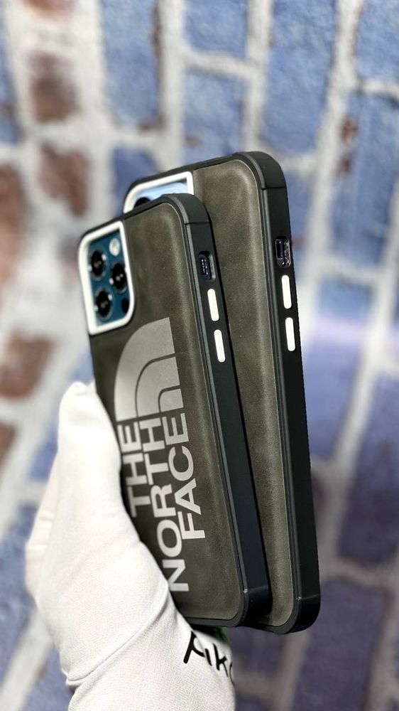 Шкіряний чохол для iPhone 12 Pro Max The North Face с захистом на бортиках Чорний