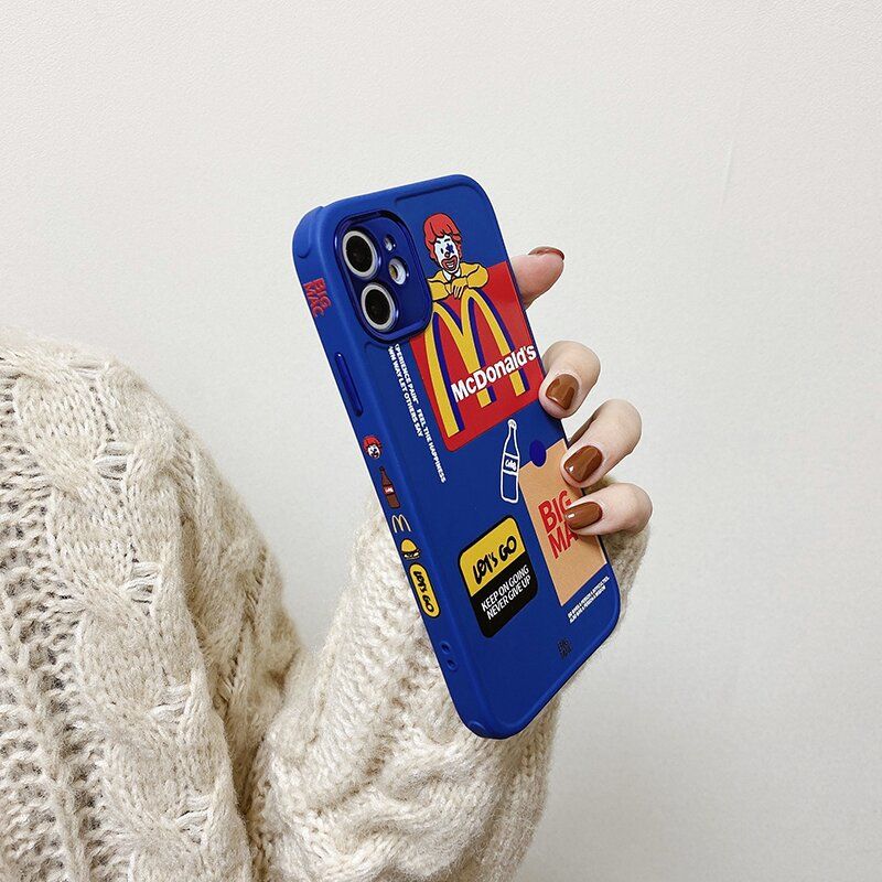 Синий чехол McDonalds для iPhone 12 с защитой камеры