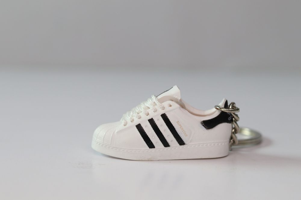 Брелок (ключница) Adidas 3D мини-кроссовки Белый, 1 пара
