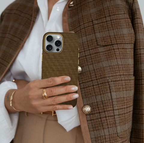 Чехол для iPhone 16 Pro Leonard Santa Barbara Polo Brown